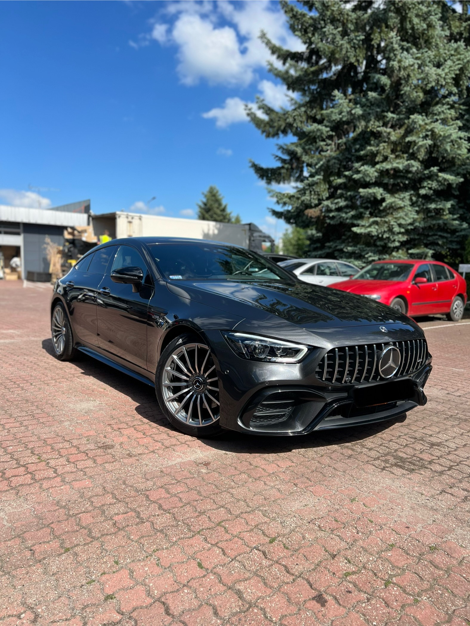 Realizacja Golden Garage 2